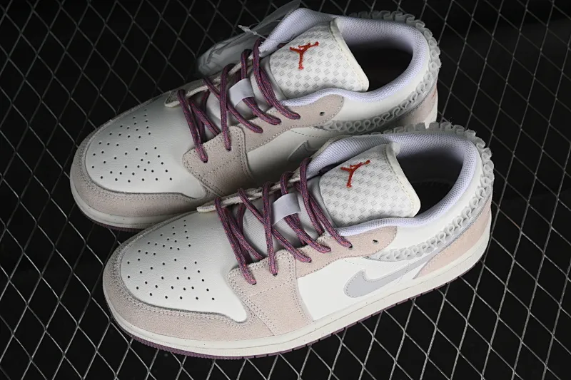 All Categories Air Jordan Jordan Series Basketball Shoes Air Jordan 1 Low Air Jordan 1 Low AJ1 Joe 1 Taro Sweetheart Low-top Retro Cultural Casual Shoes FQ8094-100